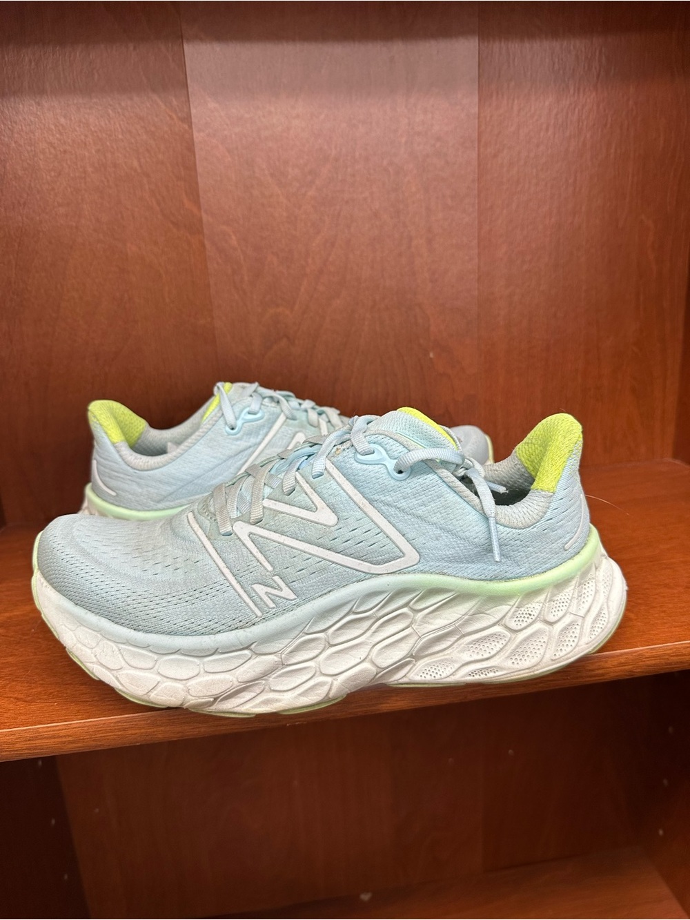 New balance fresh foam x more v4 aqua sea blue size 9.5 women’s running shoes